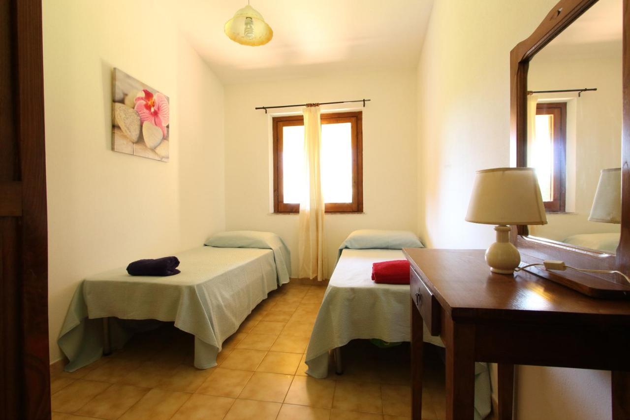 Villette Oasi San Teodoro  Extérieur photo